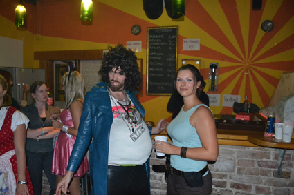 Die crazy Sims Party