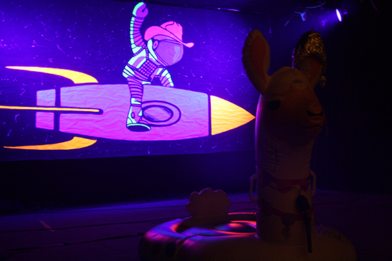 Bad Taste Party Teil 1