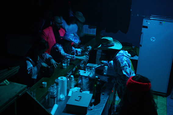 Bad Taste Party Teil 1