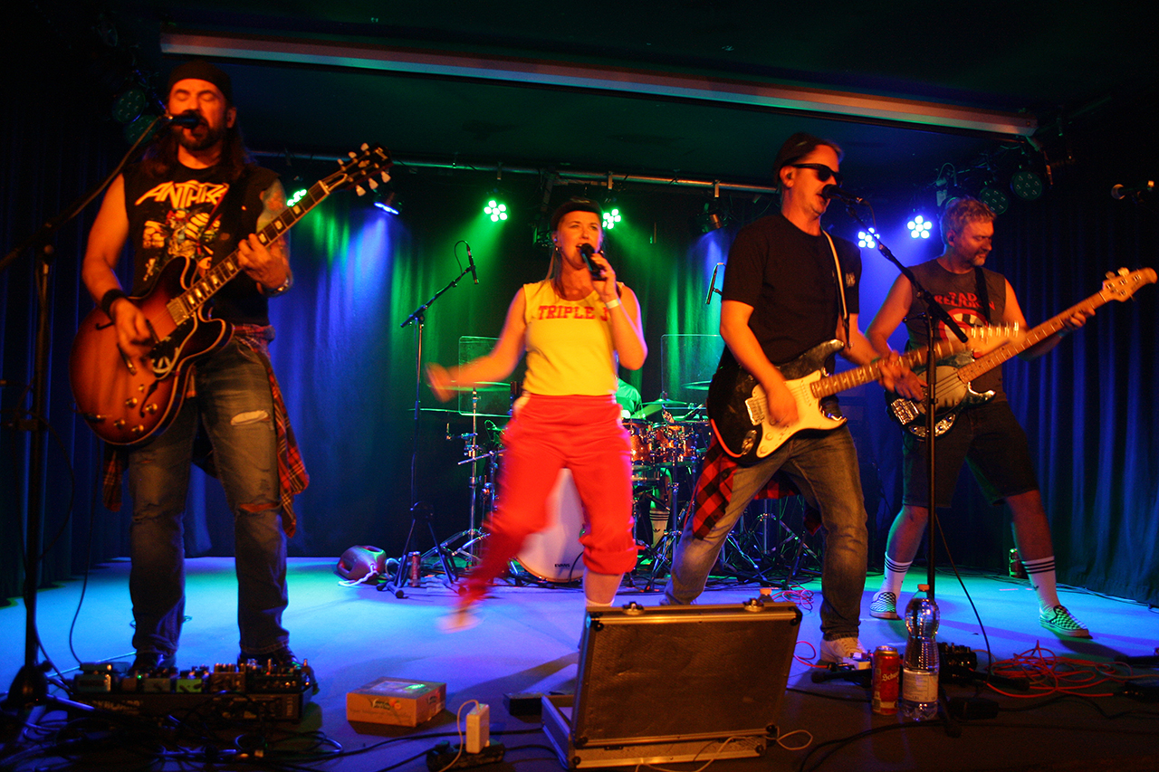 90er Party Teil 2 - live on stage: MITCH
