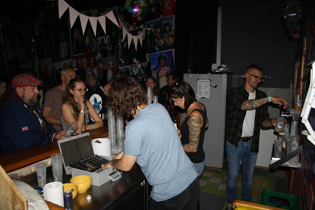 90er Party Teil 2 - live on stage: MITCH