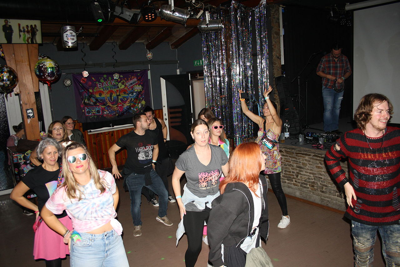 90er Party Teil 3 - live on stage: MITCH