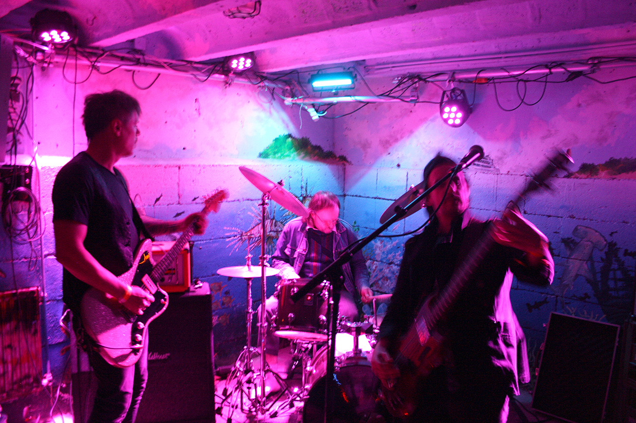 Kellerkonzert XIX: Vampyres / Moritz Molnar + The Necessary Evil