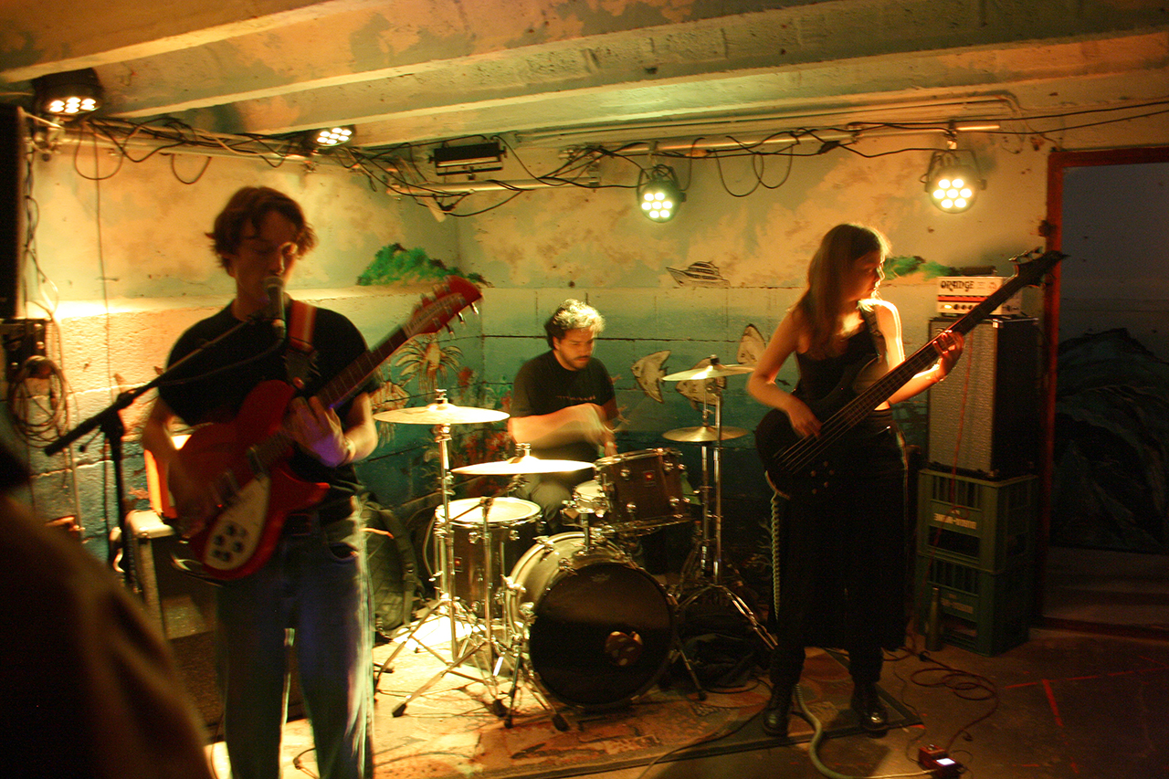 Kellerkonzert XIX: Vampyres / Moritz Molnar + The Necessary Evil